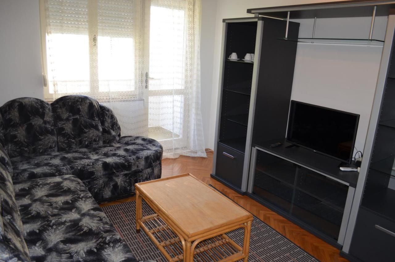 Apartments Aneva Baška Екстериор снимка