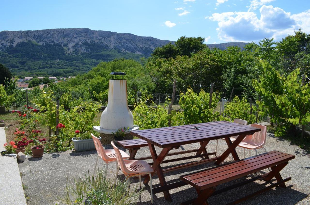 Apartments Aneva Baška Екстериор снимка