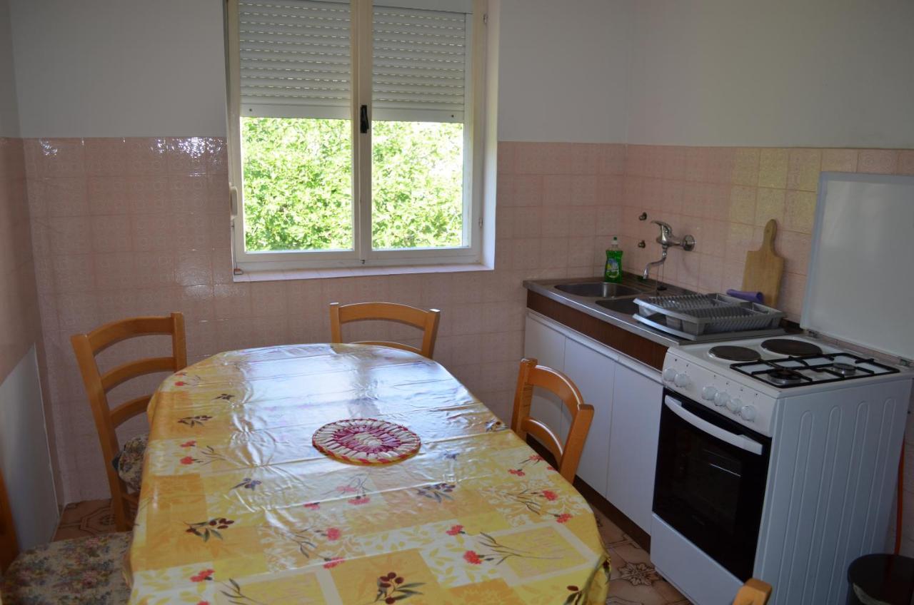 Apartments Aneva Baška Екстериор снимка