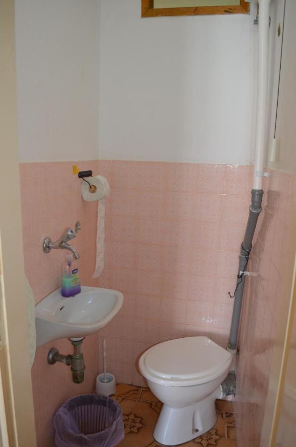 Apartments Aneva Baška Екстериор снимка