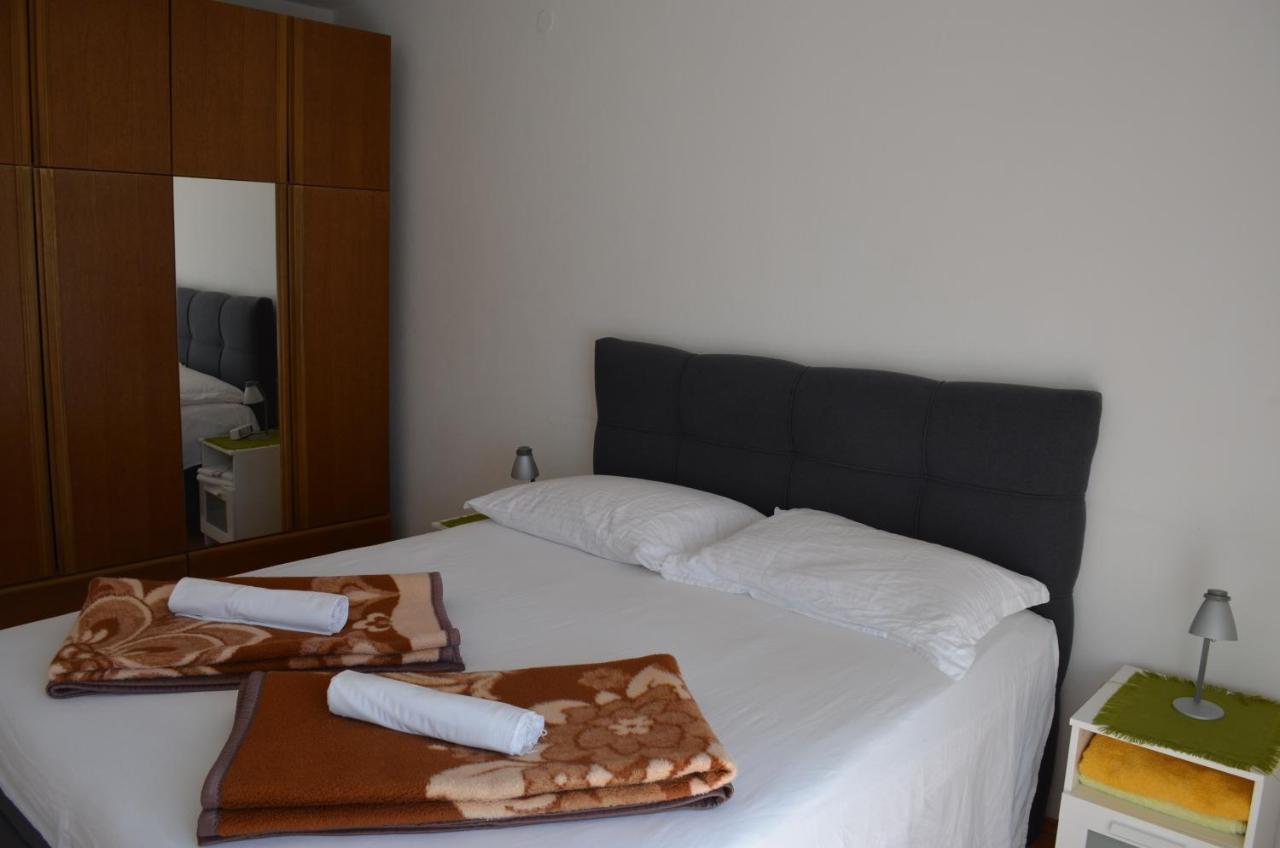 Apartments Aneva Baška Екстериор снимка